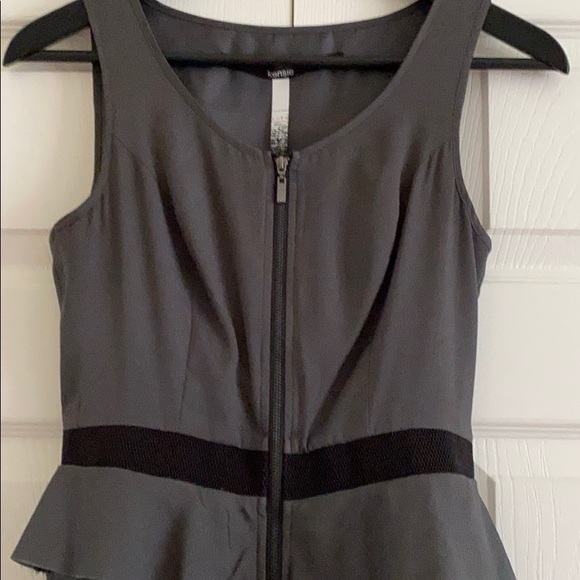 kensie XS Zipper Dress - Picture 4 of 6